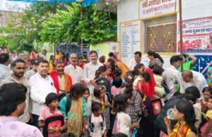 श्री अलोणी महाराज सेवा संस्थान ने किया 521 कन्याओं का महापूजन श्री गणेश मठ में उमड़ी श्रद्धा की लहर, कन्याओं को भेंट किए गए स्कूली बैग…